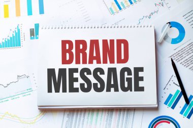 BRAND MESAJI Hakkında Araçlar ve Notlar içeren Not Defteri