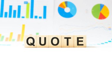 Kelime QUOTE ahşap yapı taşlarından yapıldı