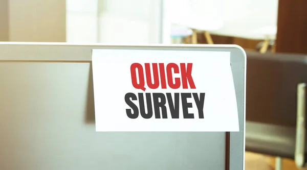 Sticky Note Computer Text Quick Survey — Stock Photo, Image