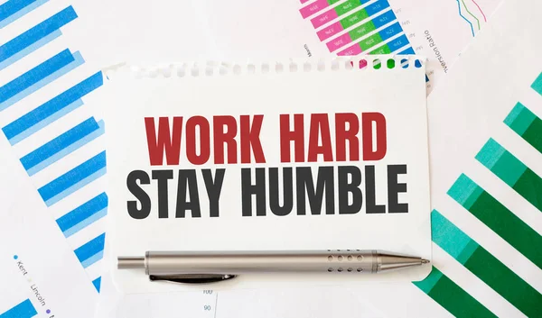 Cartão Com Texto Trabalho Hard Stay Humble Diagrama Fundo Branco — Fotografia de Stock