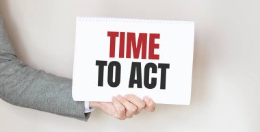 İş adamı elinde içinde 