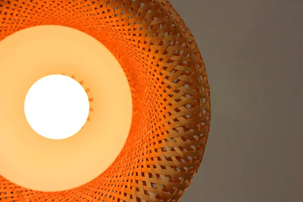 Rattanlampe Hängt Der Decke Innen Und Beleuchtungsdesign — Stockfoto