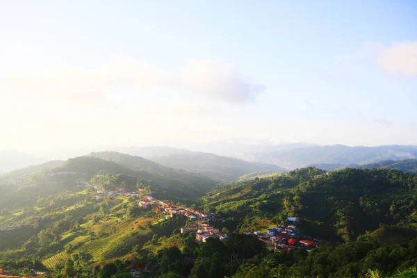 Aerial View Hill Φυλή Χωριό Και Φυτεία Τσαγιού Στην Ανατολή — Φωτογραφία Αρχείου