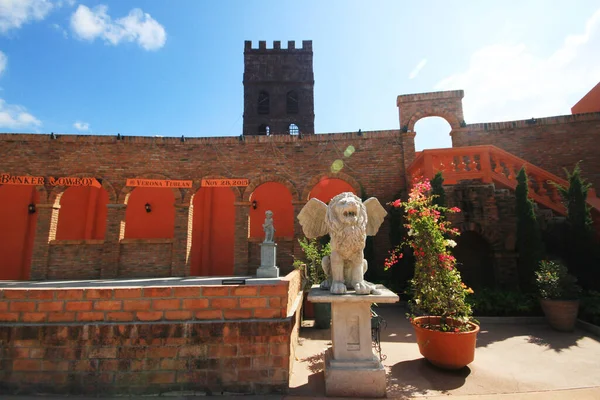 Beeldhouwkunst Leeuwensteen Romeinse Tuin Het Verona Tublan Thailand — Stockfoto