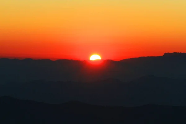 Solnedgång Himmel Och Moln Vacker Färgglad Skymning Tid Med Silhuett — Stockfoto