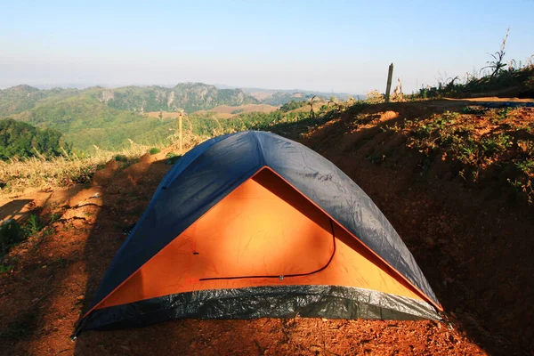 Färgglada Tält Och Camping Dalfjället Och Dimma Naturligt Solljus Med — Stockfoto