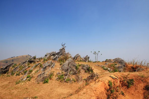 Paisaje Los Pastizales Rocosos Secos Montaña Del Valle Colina Doi — Foto de Stock