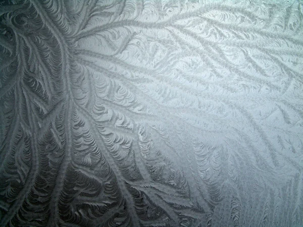 窗上结冰的冬日背景照片 — 图库照片