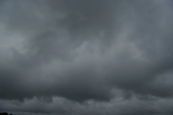 Nuvens Escuras Céu Alarmante — Fotografia de Stock