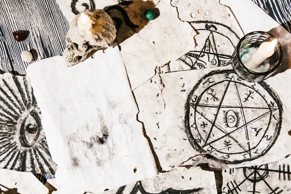 Manuscrits Avec Symboles Occultes Bougies Lavande Concept Bonne Aventure Rituel — Photo
