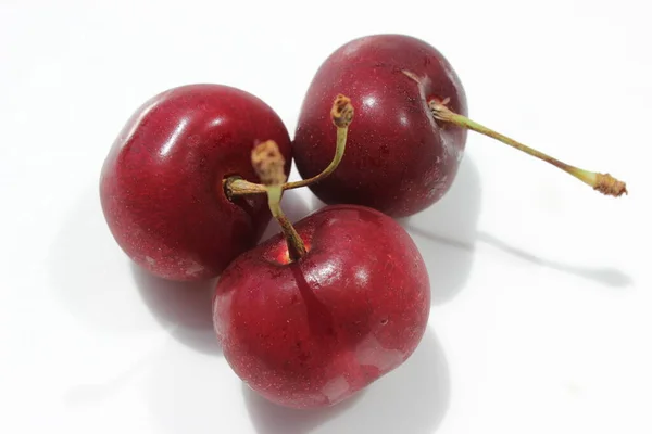 Three Ripe Juicy Red Sweet Cherries — Stock Photo, Image
