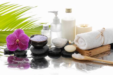 Mat zemin üzerine Spa tropikal ayarı