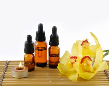 Orkide, yağ, mum mat doku ile ayarıyla Spa