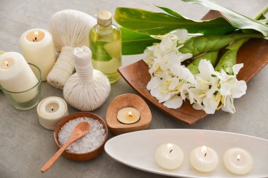 Spa ya da iyi gri arka plan üzerinde ayarlama