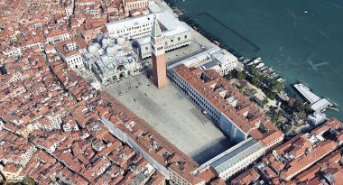 Quadrocopter, Grand Canal, 2019 3D olarak yükseklikten Venedik Italya