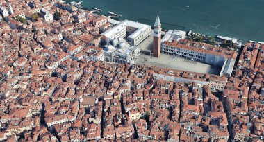 Quadrocopter, Grand Canal, 2019 3D olarak yükseklikten Venedik Italya