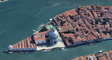 Quadrocopter, Grand Canal, 2019 3D olarak yükseklikten Venedik Italya