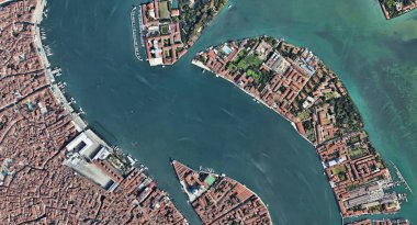 Quadrocopter, Grand Canal, 2019 3D olarak yükseklikten Venedik Italya