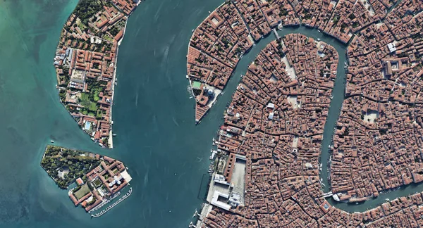 Quadrocopter, Grand Canal, 2019 3D olarak yükseklikten Venedik Italya