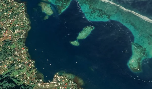 La costa de la ciudad de Teahupoo de la isla de Tahití Polinesia Francesa en 2019 — Foto de Stock