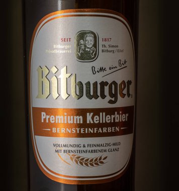 Heidelberg, Almanya - 18 Kasım 2019: En büyük Alman bira fabrikasının etiketi 