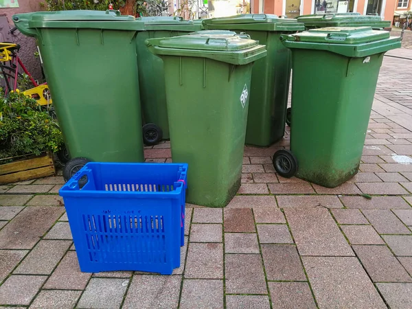 Neckargemuend Alemanha Dezembro 2019 Lixeiras Privadas Para Recicláveis Vidro Uma — Fotografia de Stock