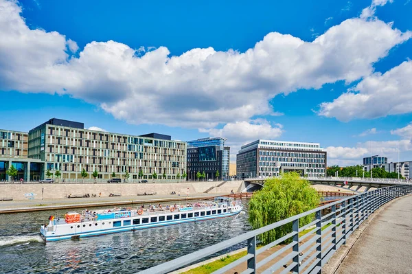 Berlin Allemagne Juin 2020 Vue Sur Rivière Spree Dans Quartier — Photo