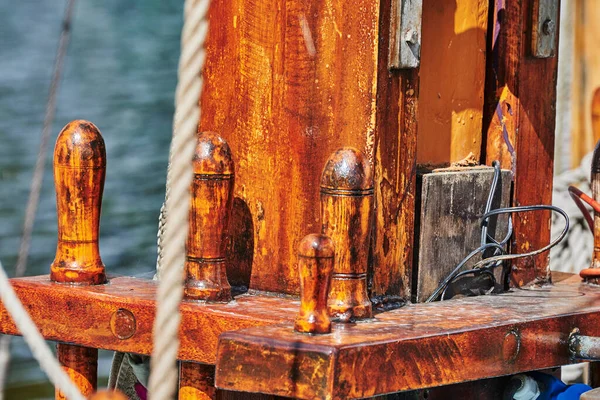 Detalles Velero Histórico Anclado Puerto Ciudad Hanseática Greifswald Alemania —  Fotos de Stock