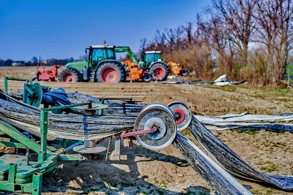 Pohled Traktory Stroje Které Jsou Připraveny Připravit Chřest Pole Německu — Stock fotografie