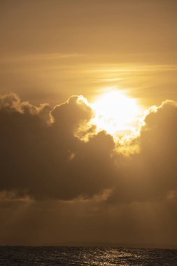 Bansin, Almanya 'daki adanın deniz kenarında Sabah güneşi.