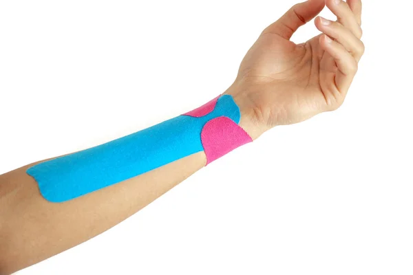 Weibliche Hand Mit Physiotape Auf Weißem Hintergrund — Stockfoto