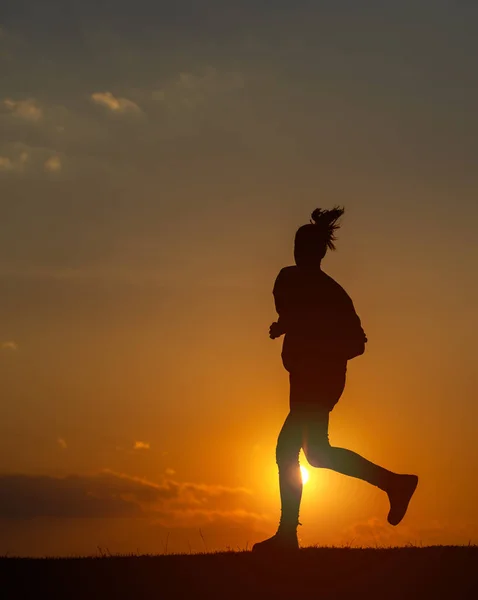 Silueta Chica Corriendo Amanecer — Foto de Stock