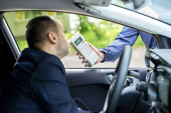 Driver Due Being Subject Test Alcohol Content Use Breathalyzer — Stock Photo, Image