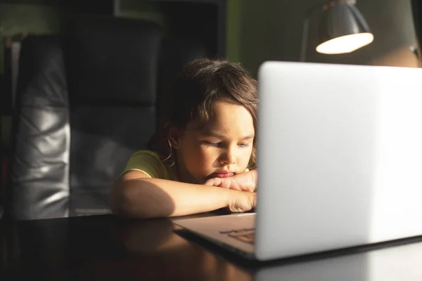 Cute Baby Girl Working Computer Home — Stock Photo, Image
