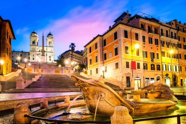 Rzym Włochy Fontanna Łodzi Fontana Della Barcaccia Hiszpańskim Placu Piazza — Zdjęcie stockowe