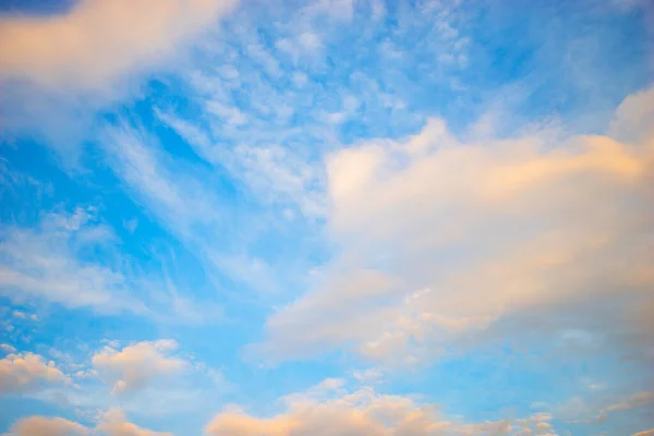 Небо Облаками Перед Закатом — стоковое фото