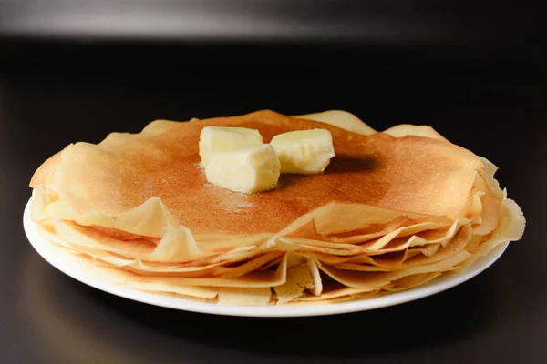 Pancake Keemasan Lezat Segar Dengan Mentega Menutup Konsep Makanan Buatan — Stok Foto