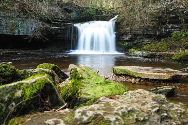 İngiltere 'nin dört bir yanından şelale manzarası