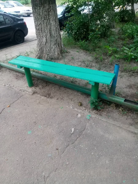 Etrafta bir sürü farklı şey görüyoruz. Bu bizim hayatımız, bizim dünyamız. Bizim için her zamanki gibi. Gerisi için yeni bir bakış açısı..