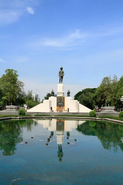 Koning Rama Monument Lunpini Park Bangkok Thailand — Stockfoto