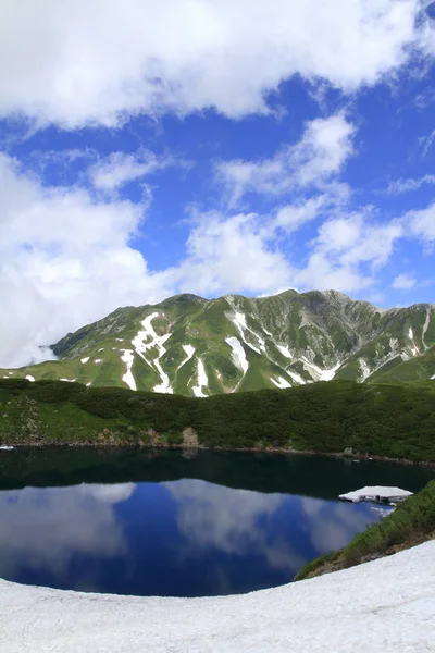 Mikurigaike Vijver Tateyama Bergketen Met Sneeuw Zomer Toyama Japan — Stockfoto