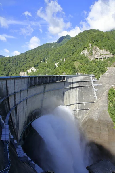 Scarico Dalla Diga Kurobe Toyama Giappone — Foto Stock