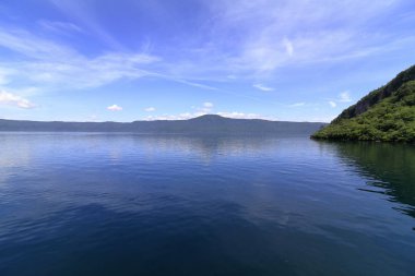 Todawa Gölü ve Mt. Ohanabe: Aomori, Japan