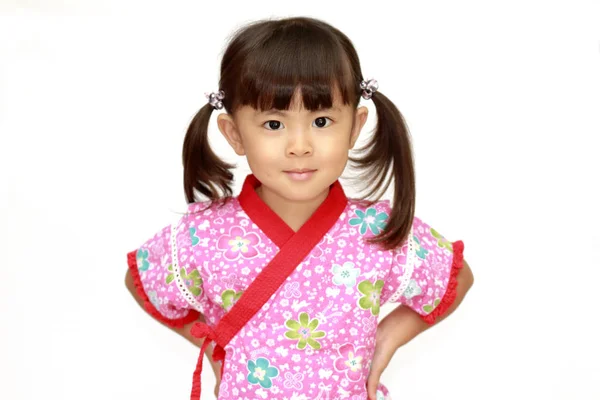 Japon Kız Yukata Japon Geleneksel Gece Kıyafetleri Yaşında Beyaz Arka — Stok fotoğraf