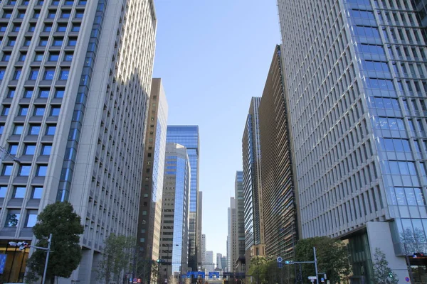 Empreiteiros de construção em Marunouchi, Tokyo, Japão — Fotografia de Stock