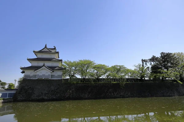 日本新泻的石田城堡的保留和护城河 — 图库照片