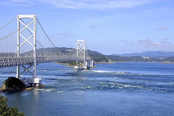 Hidromasajes Naruto y puente Onaruto en Tokushima, Japón —  Fotos de Stock