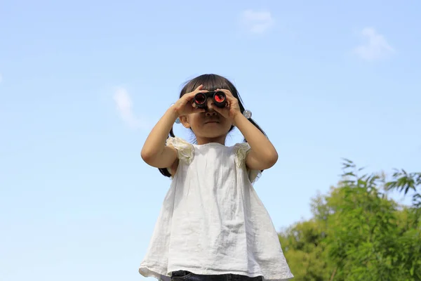 Ragazza Giapponese Con Vetro Opera Sotto Cielo Blu Anni — Foto Stock