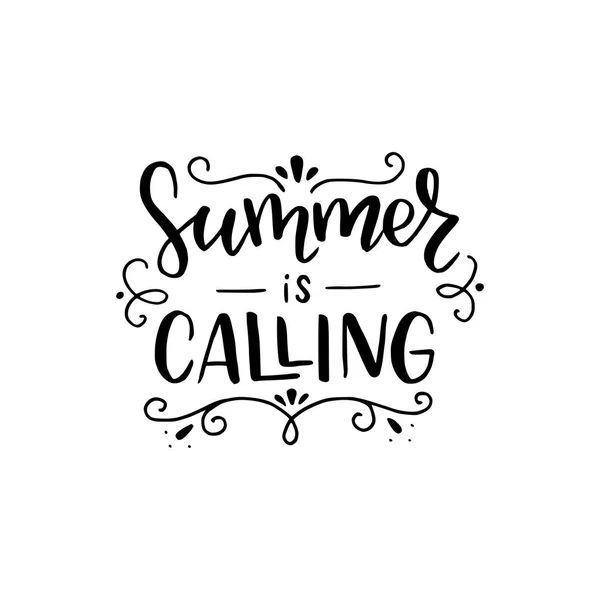 Summer Calling Frase Lettering Mão Slogan Positivo Citação Escrita Mão — Vetor de Stock