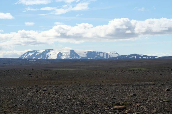 Погляньте Безконечну Чорну Неродючу Пустиню Засніженими Горами Ісландією — стокове фото